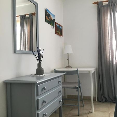 Apartamento Familiar Con Piscina Con Wi Fi En Los Cristianos 洛斯克里斯蒂亚诺斯 外观 照片